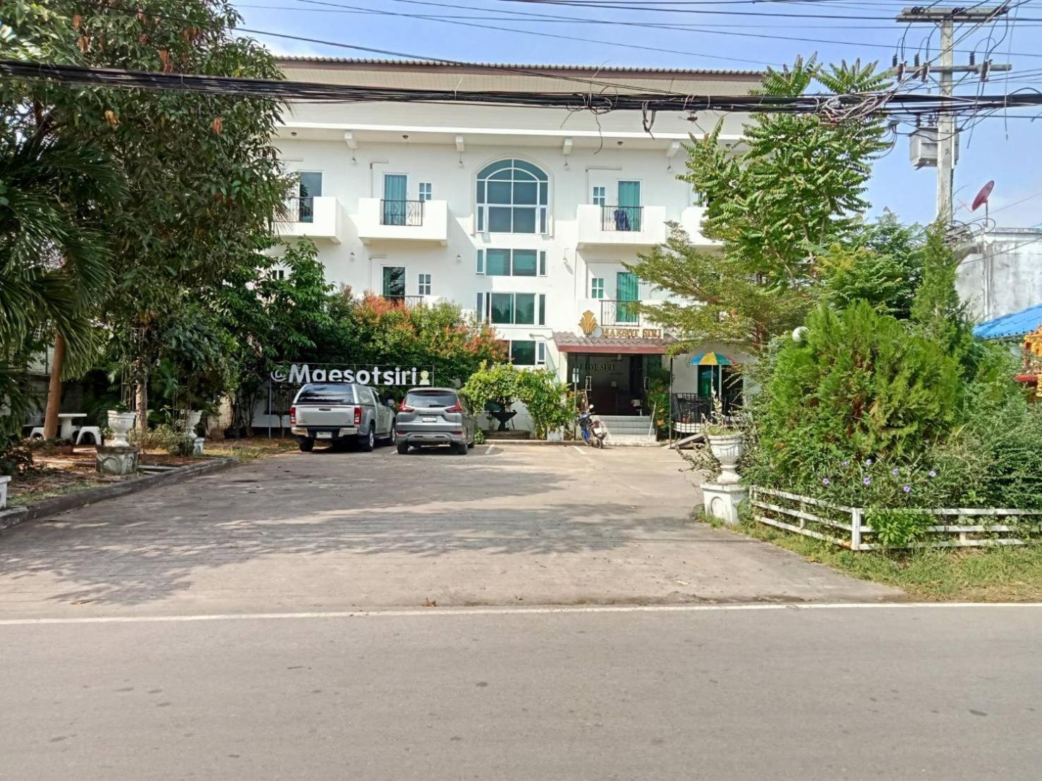 Maesot Siri Hotell Mae Sot Eksteriør bilde